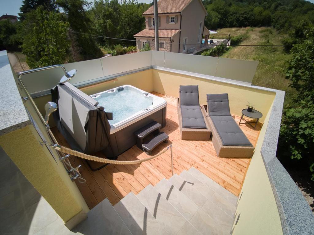 ריסיקה Holiday Home Tos מראה חיצוני תמונה
