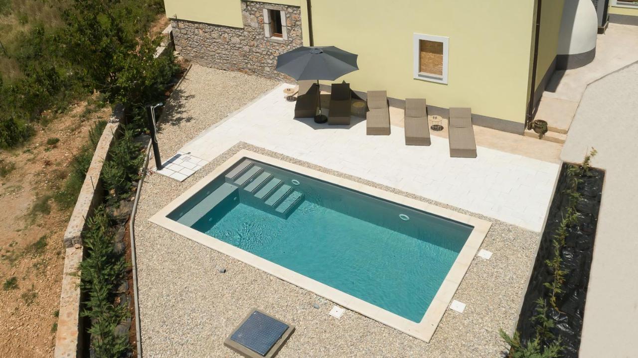 ריסיקה Holiday Home Tos מראה חיצוני תמונה
