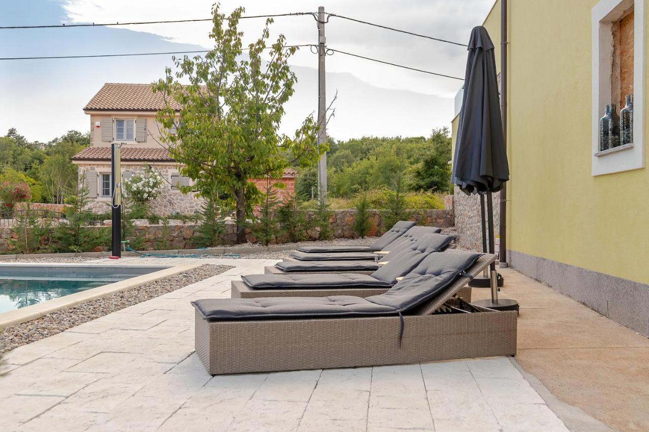 ריסיקה Holiday Home Tos מראה חיצוני תמונה