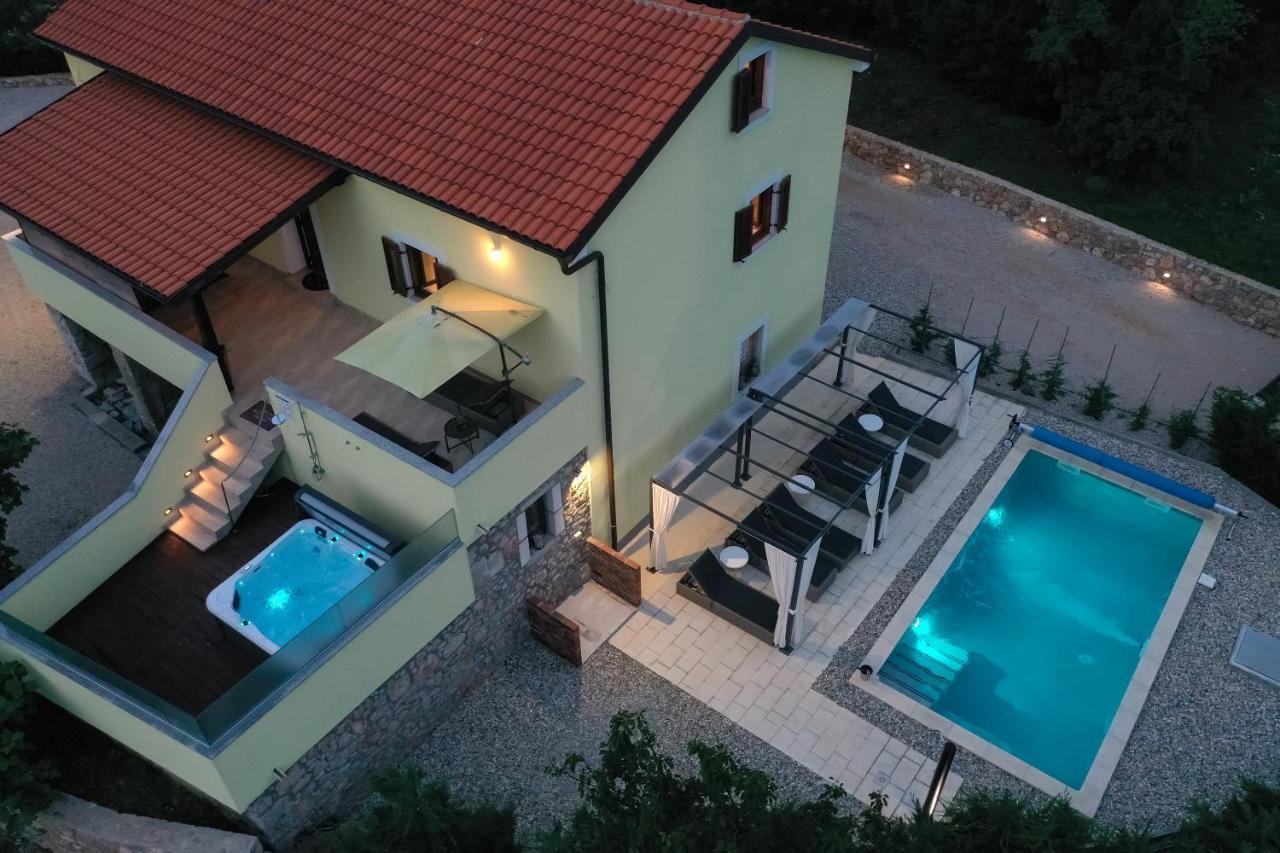 ריסיקה Holiday Home Tos מראה חיצוני תמונה
