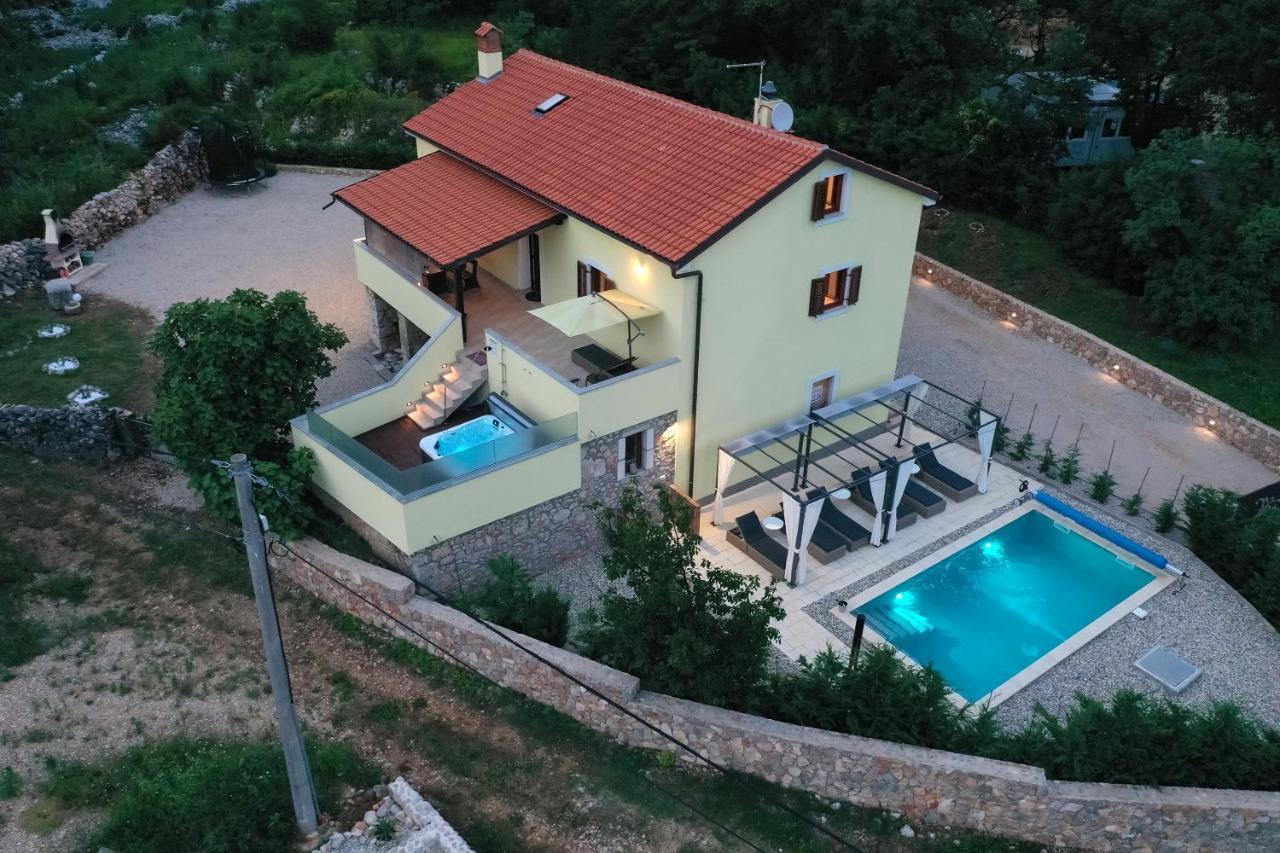 ריסיקה Holiday Home Tos מראה חיצוני תמונה