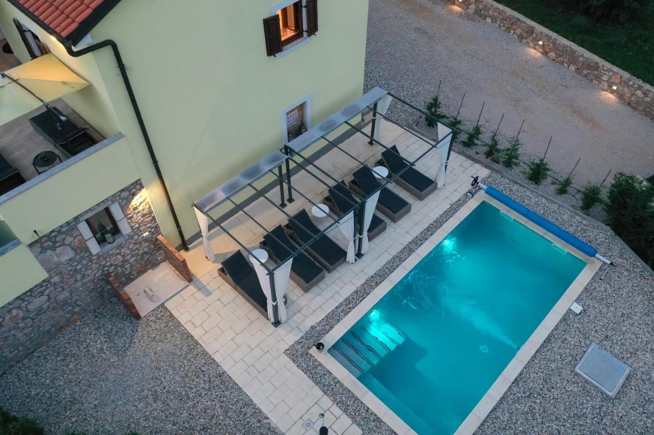 ריסיקה Holiday Home Tos מראה חיצוני תמונה